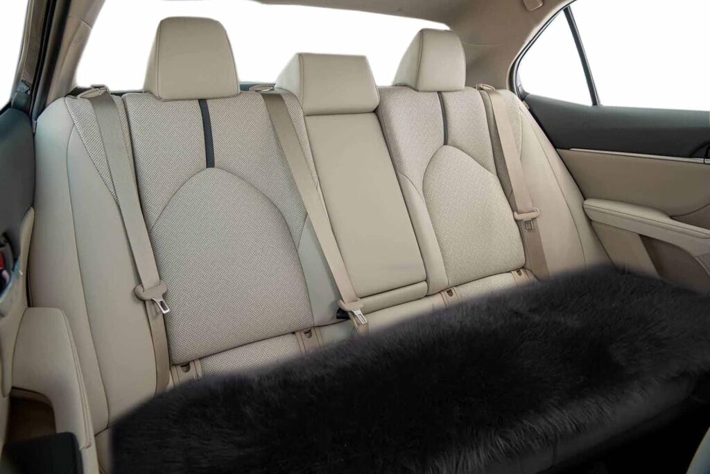 Big Ant Sheepskin Seat Covers, Sleek Design Full Size Car Seat Pad Soft Long Wool Warm Seat Cushion Cover Winter Protector, Universal Fit for Cars Driver Office Home Chair(Beige)
